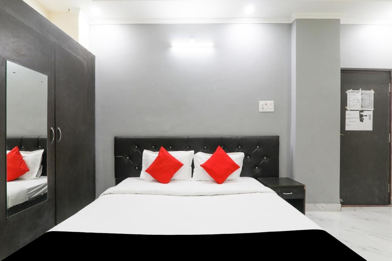 Super Oyo Capital O 78105 Hotel Figtree Premier Patna  Esterno foto